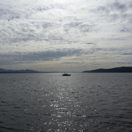 Orca Lodge Sointula Екстер'єр фото