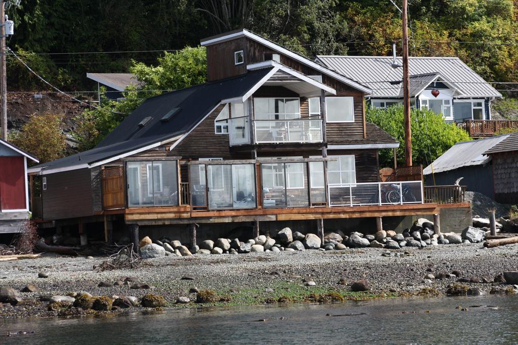 Orca Lodge Sointula Екстер'єр фото
