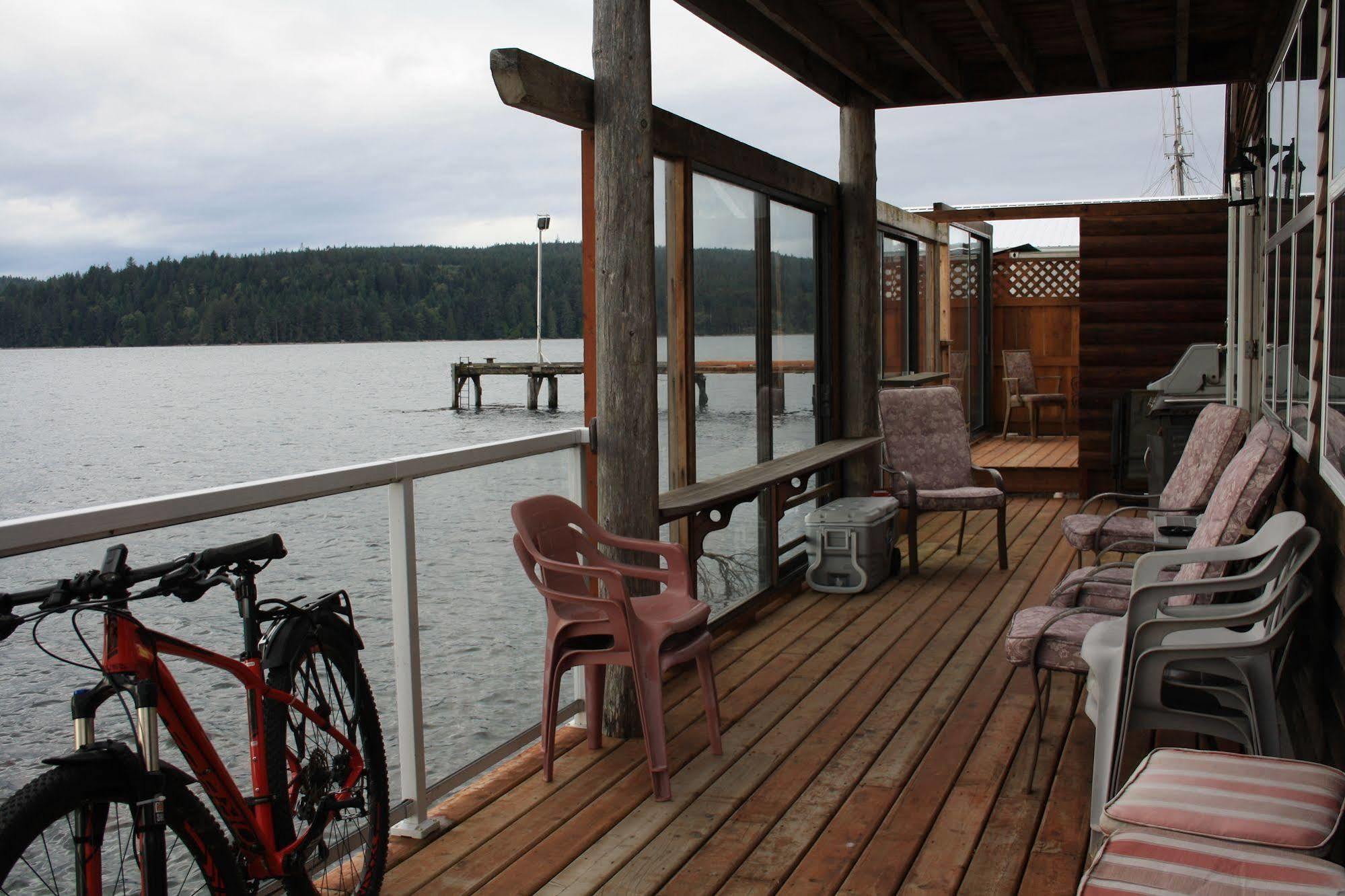 Orca Lodge Sointula Екстер'єр фото