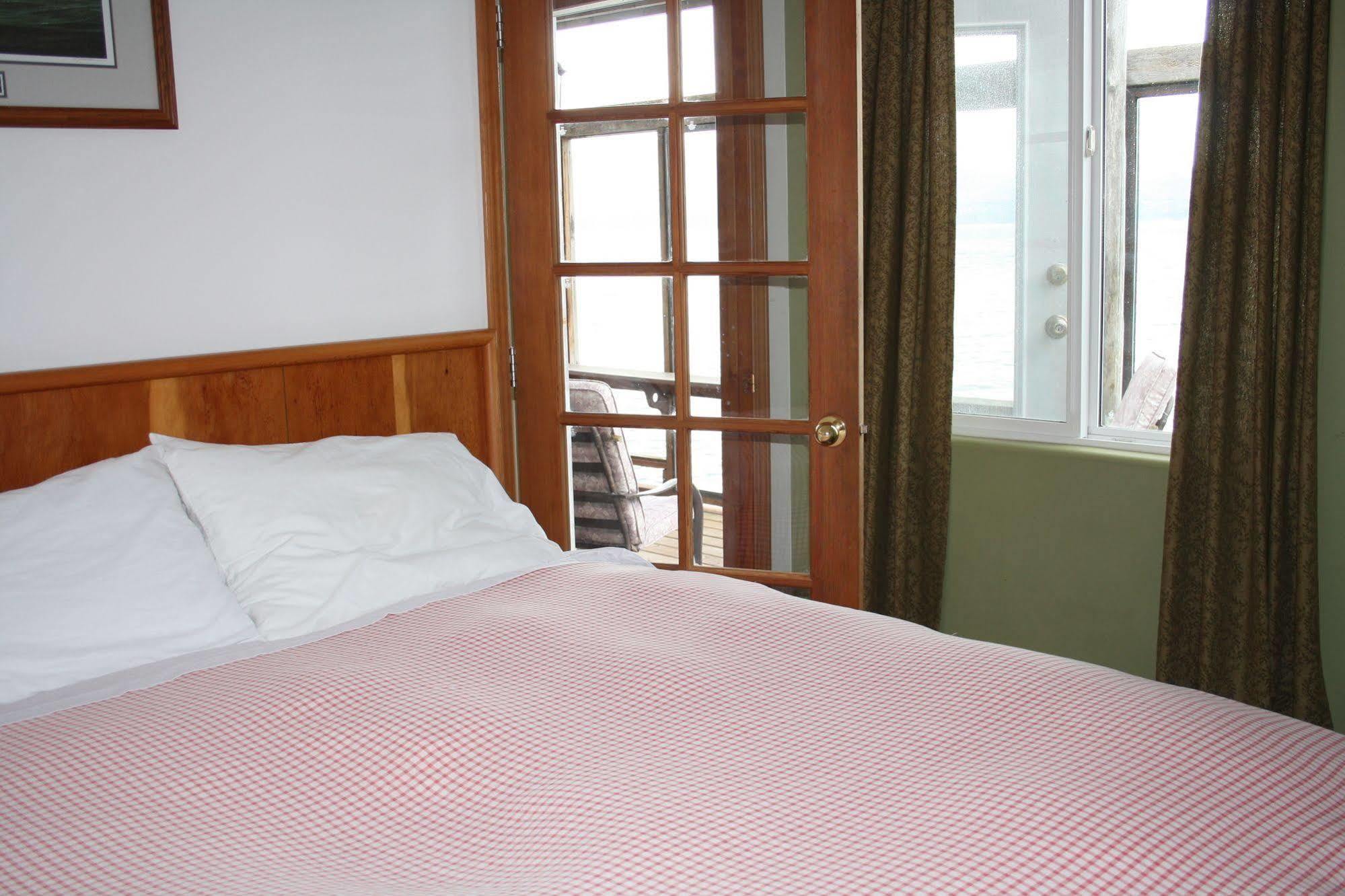 Orca Lodge Sointula Екстер'єр фото